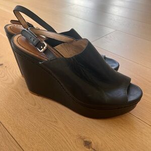 Pour La Victoire Black Leather Wedges Size 8.5